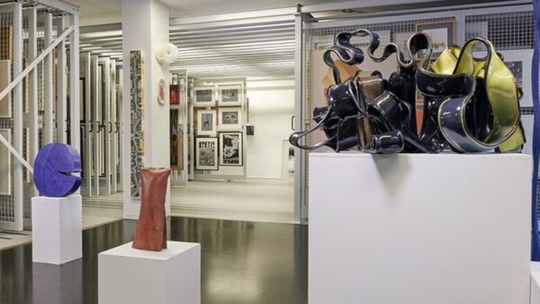 Artothek Wiesbaden stellt rund 500 Werke online und erlaubt Reservierung per Warenkorb