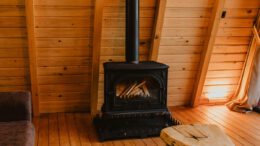 Hofheim bietet erneut kostenfreie Schulungen zum umweltgerechten Heizen mit Holz an Hofheim bietet erneut kostenfreie Schulungen zum umweltgerechten Heizen mit Holz an