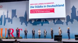 Oberbürgermeister der 13 Landeshauptstädte verlangen schnelle Entlastung für kommunale Kassen Oberbürgermeister der 13 Landeshauptstädte verlangen schnelle Entlastung für kommunale Kassen