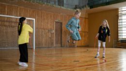 Schnupperaktion in Rüsselsheim: Mädchen können beim Aktionstag Sportarten testen