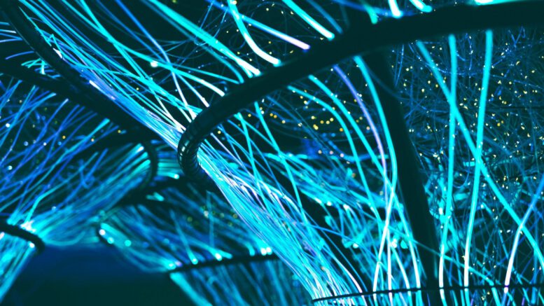 Telekom kündigt Ausbau des Glasfasernetzes in Hofheim bis 2030 an