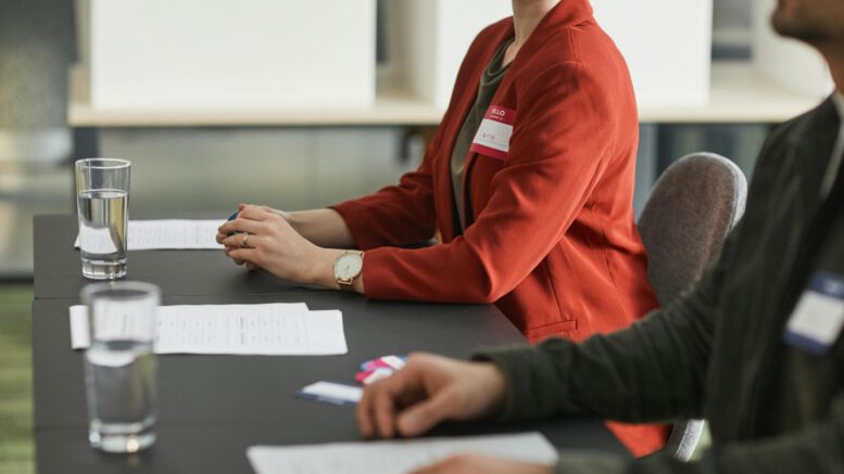 Wahlausschuss prüft Zulassung der Kandidaten für Wiesbadens Kommunalwahl am 15. März Wahlausschuss prüft Zulassung der Kandidaten für Wiesbadens Kommunalwahl am 15. März